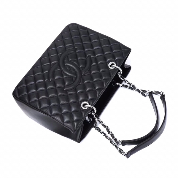 シャネルバッグ細部ディテール